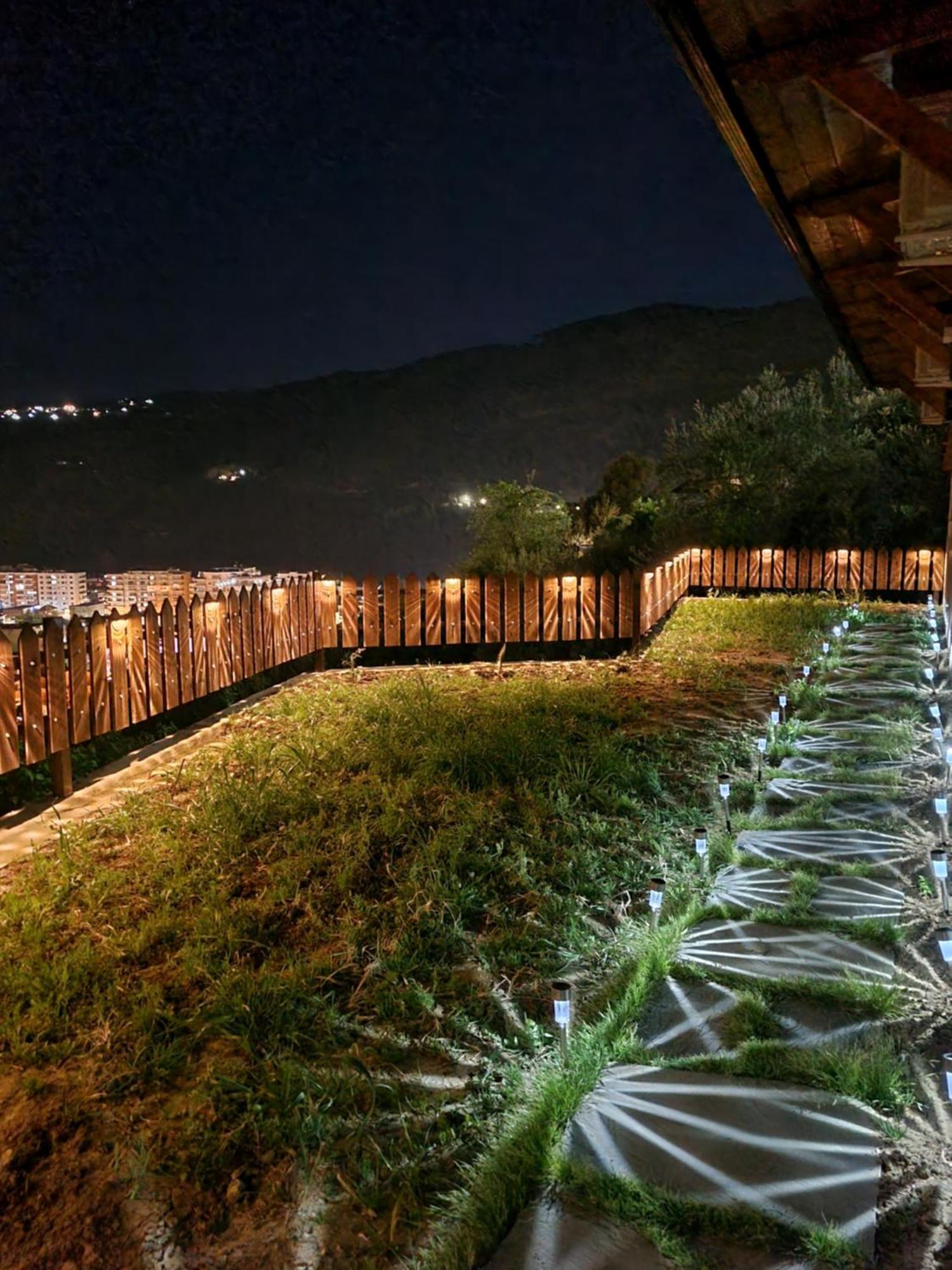 Guest House Mario Berat Exterior foto